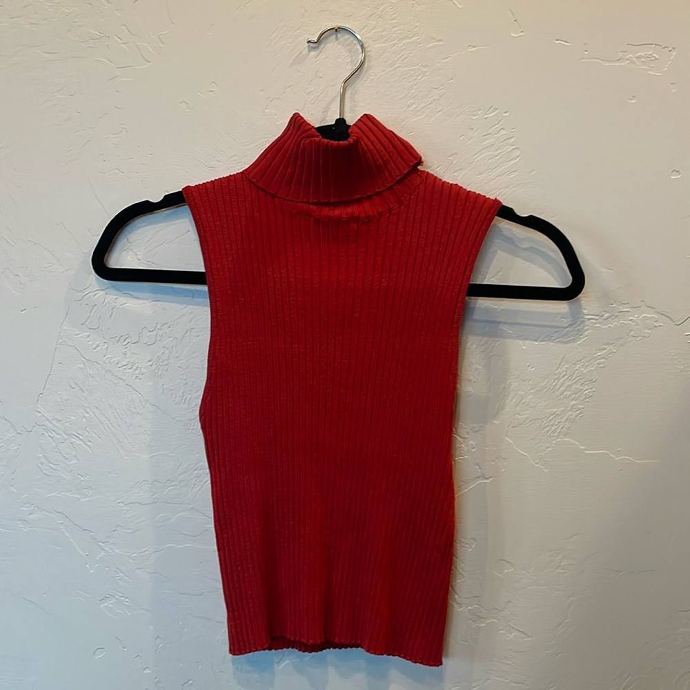 ⭐️3/$15⭐️ Forever 21 Orange-Red Sleeveless Turtleneck, Women's Size Medium